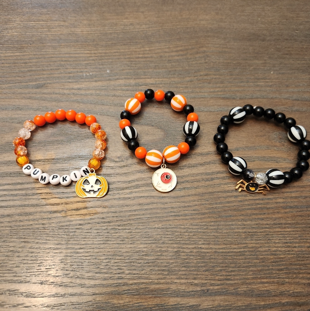 Bracelets - Picture 2 of 2